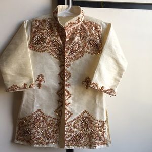 Beautiful Off White embellished Kurta